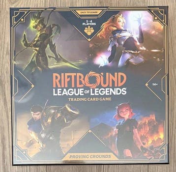 Riot - 1 Sealed box, Verzamelen, Nieuw