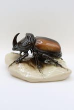 Royal Dux, Bohemia - Beeldje - Rhinoceros Beetle -