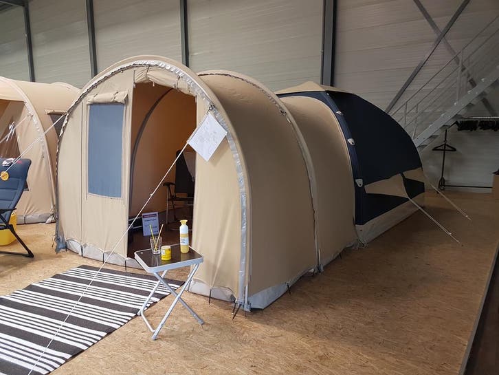Karsten oppompbare tent type 300 (2025), Caravans en Kamperen, Tenten, Gebruikt, tot en met 4, Ophalen of Verzenden