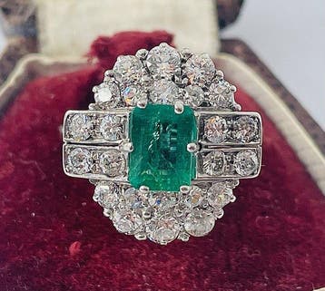 Ring - 18 karaat Witgoud Smaragd - Diamant, Nieuw