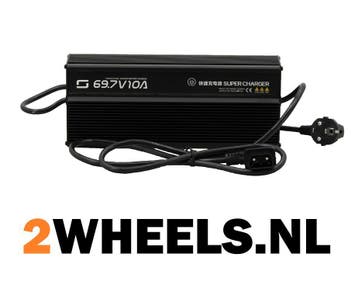 Acculader Vmoto Super Soco CUX / TC /  TS  / TSX 4Ah en 10Ah, Fietsen en Brommers, Ophalen of Verzenden, Nieuw, Vmoto Super Soco