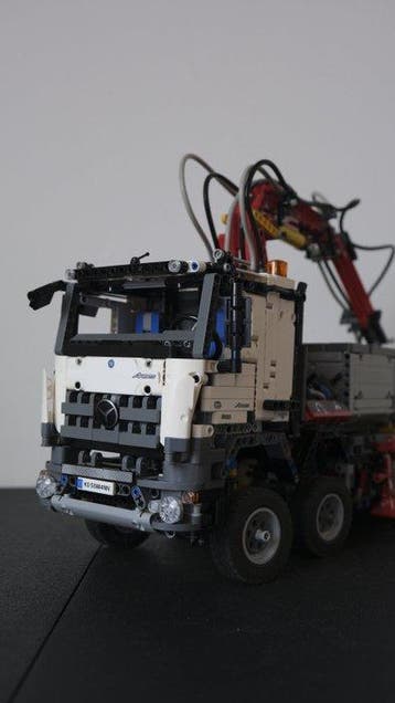 Lego Set - 42043 - Technic - Mercedes-Benz Arocs 3245 – Used, Nieuw