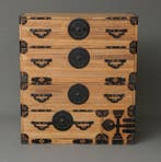Ishôdansu  (ladenkast voor kleding) - Kiri (Paulownia), Antiek en Kunst
