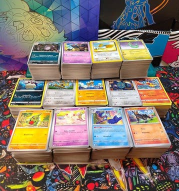 Pokémon - 2500 Bulk kaarten Mixed collection Scarlatto e, Nieuw