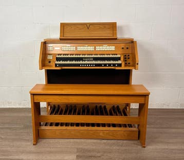 Domus Vivace, Muziek en Instrumenten, Gebruikt, 2 klavieren, Orgel