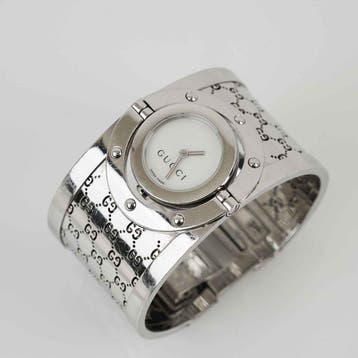 Gucci - GG Cuff Bangle Watch Stainless Steel White Dial, Nieuw