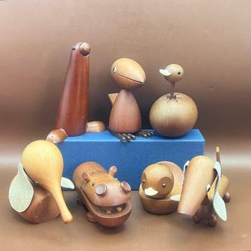 Senshukai  - Figuur - Zeven vintage houten dieren:
