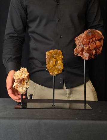 Kristallen op tentoonstellingsstand - Stand inbegrepen