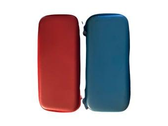 Nintendo Switch Case Rood/Blauw (Switch Accessoires), Spelcomputers en Games, Spelcomputers | Nintendo Switch, Zo goed als nieuw