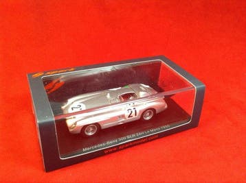 Spark 1:43 - Model raceauto - ref. #S4735 Mercedes Benz, Nieuw
