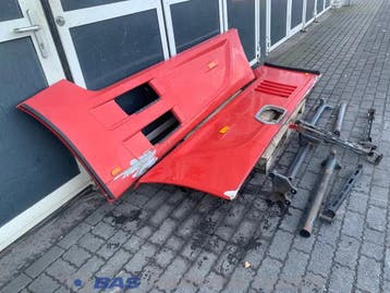 Sideskirt Set Mercedes Actros MP4 A 960 520 82 55, Ophalen, Gebruikt, Mercedes-Benz, Carrosserie en Plaatwerk