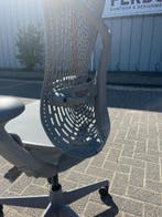 Opgeknapte Herman Miller Mirra Stoelen, Aanbieding, Verzenden, Zo goed als nieuw, Grijs, Bureaustoel