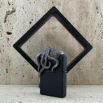 Zippo - Octopus Kraken 3D Emblem Lighter – Display Stand -, Verzamelen, Nieuw
