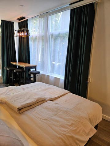 Te huur: Studio Zandvoortselaan in Bentveld, Bentveld, Noord-Holland