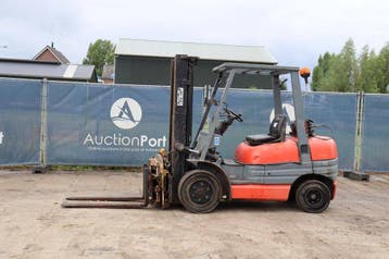 Veiling: Heftruck Toyota LPG 3000kg 5m, Zakelijke goederen, Machines en Bouw | Heftrucks en Intern transport, 3000 tot 4000 kg