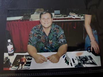 Batman - gesigneerde foto Burt Ward (Robin), Ophalen of Verzenden, Nieuw, Film, Foto of Kaart