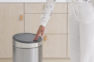 Brabantia Touch Bin Prullenbak - 30 liter - Matt Steel, Ophalen of Verzenden, Zo goed als nieuw