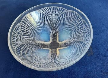 Lalique - René Lalique - Schaal - 3203 - Opaline glas -