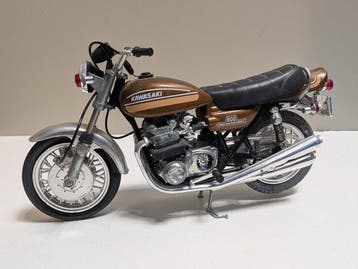 Polistil 1:10 - Model motorfiets - Kawasaki 900 Z1, Hobby en Vrije tijd, Nieuw