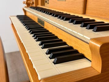 Domus Canticus II, Gebruikt, 2 klavieren, Orgel
