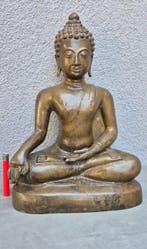 Boeddha - Bhumisparsha mudra - Brons - Thailand - Eind 20e