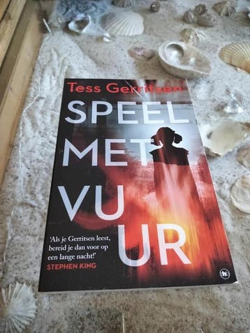 Tess Gerritsen - Speel met vuur, Gelezen, Tess Gerritsen
