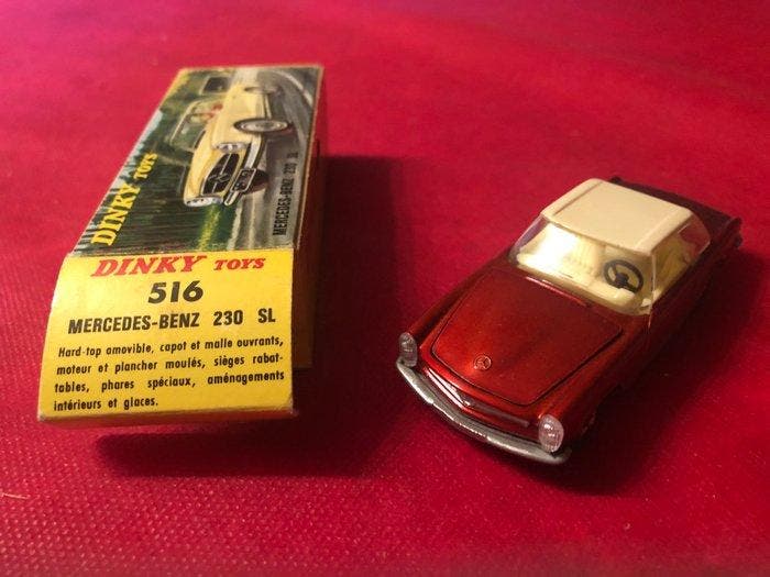Dinky Toys 1:43 - Modelauto - Mercedes-Benz 230 SL, Hobby en Vrije tijd, Modelauto's | 1:5 tot 1:12