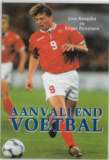 Aanvallend voetbal / Voetbaltactiek / 1 9789053220610, Boeken, Verzenden, Gelezen, J. Bangsbo
