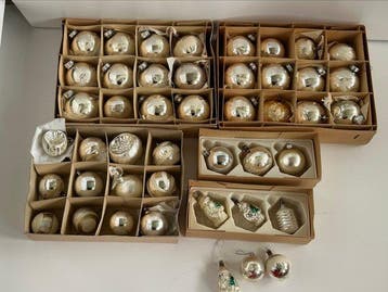 Kerstballen 44 kerstballen / kerstbellen / kerst ornamenten, Nieuw