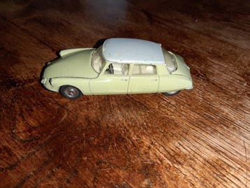 Dinky Toys, Meccano 1:43 - Modelauto - Citroën DS19 - 530, Nieuw
