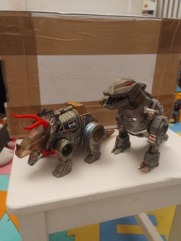 Hasbro/Takara - Speelgoed Transformers G1 Dinobots Grimlock