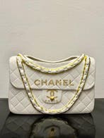 GF Exclusives - Chanel Bag Sculpture Artwork By: GF, Antiek en Kunst