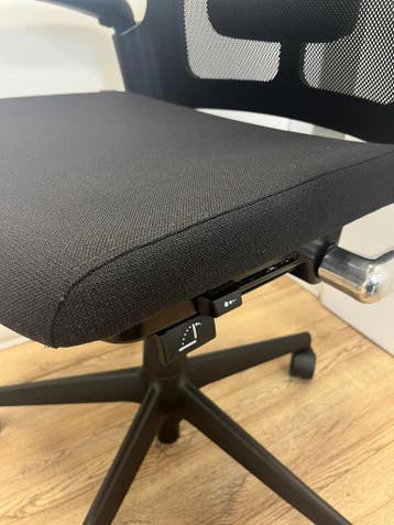 Refurbished Ahrend Bureaustoel -  Model: Ahrend 2020 Verta, Huis en Inrichting, Bureaustoelen, Verzenden, Zwart, Zo goed als nieuw