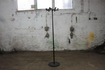 Tweedehands design kapstok zwart 160 cm met parapluhouder, Verzenden, Gebruikt, Overige materialen