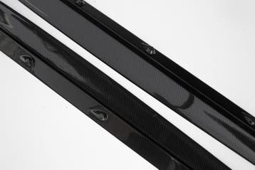 Bentley Bentayga carbon side skirt extensions, Verzenden
