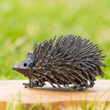 Metalen egel - Mooievogels.nl, Tuin en Terras, Tuinbeelden, Ophalen of Verzenden, Nieuw, Metaal, Dierenbeeld