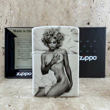 Zippo - Madonna Inspired Vintage Pop Art Print – Textured, Nieuw