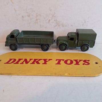 Dinky Toys 1:43 - Modelauto (2) - 3 ton Army Truck en 1 ton, Nieuw
