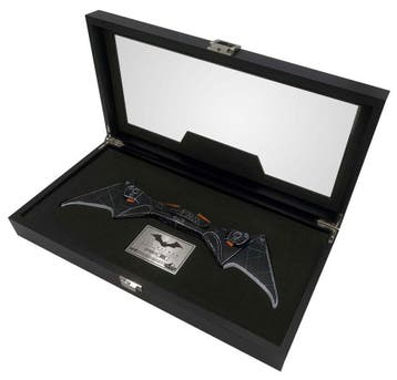 The Batman Prop Replica 1/1 Batarang Limited Edition 36 cm, Ophalen of Verzenden, Nieuw