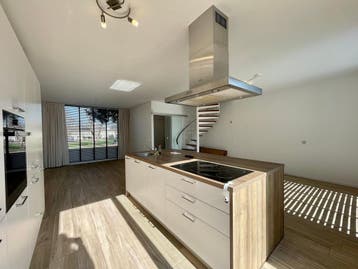 Te huur: Huis Apollohof in Maastricht, Limburg, Maastricht