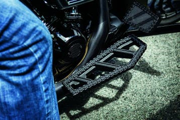 Kuryakyn Riot Brake Pedal Pad FL Models Satin Black, Ophalen of Verzenden