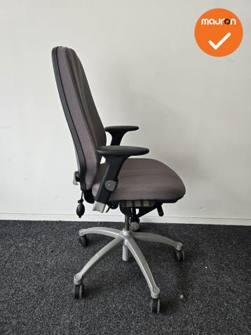 RH Logic 400 - beige stoffering  - Zilvergrijs voetkruis, Werkplek, Ophalen of Verzenden, Gebruikt, Stoel