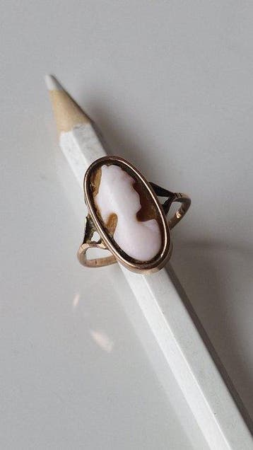 Zonder minimumprijs - Ring - 9 kt. Geel goud - Oude cameo, Nieuw