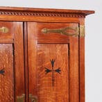 Strakke smalle bijna 2 meter hoge boekenkast met messing en, Antiek en Kunst, Ophalen of Verzenden