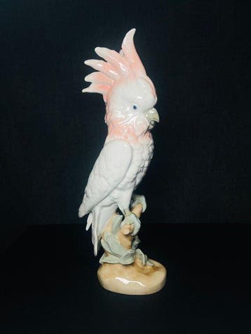 Royal Dux Porzellan-Manufaktur - Beeldje - Parrot -