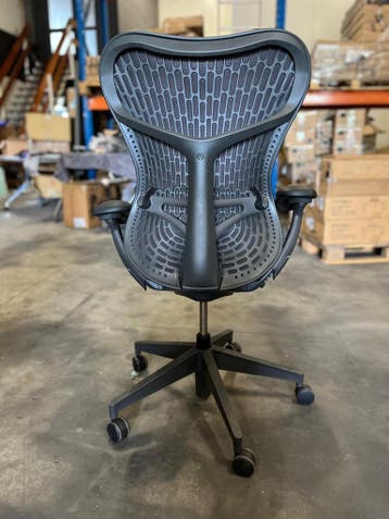 Herman Miller Mirra 2 Bureaustoel, Full Option Zwart, Verzenden, Zwart, Zo goed als nieuw, Bureaustoel