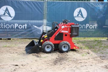 Veiling: Schranklader Captok CK323WJ Benzine 13.5pk 2025, Ophalen, Wiellader of Shovel