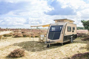 Kip Kompakt compleet vanaf €30500 Lichtgewicht hefdak, Caravans en Kamperen, Standaardzit, Kip, Luifel, Lengtebed