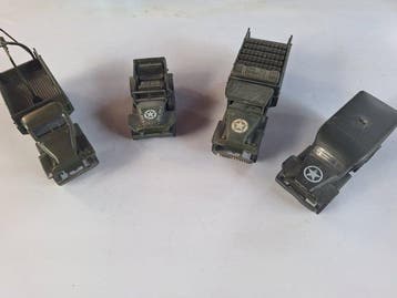 1:50 - Model militair voertuig (4) - Speelgoed militaire, Nieuw