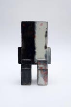 Wxyz (1980) - sculptuur, 322-1 - 90 mm - Steengoed - 2025